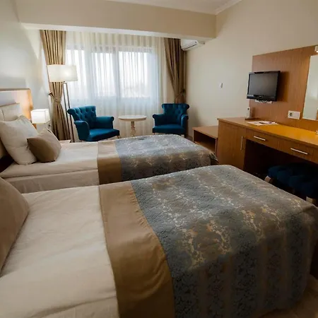 Hotel Patalya Lakeside