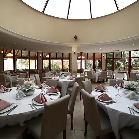 מלון Patalya Lakeside