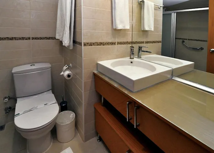 Otel Patalya Lakeside