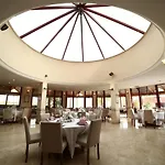 Patalya Lakeside 4*
